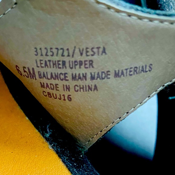 NEW eurosoft Vesta Women’s Suede Heel 6.5 - Picture 6 of 6